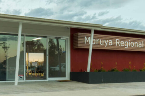 8-Moruya-Airport-Windows